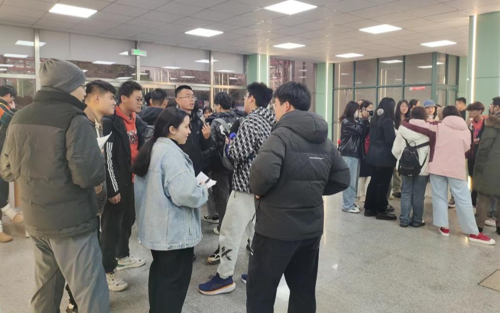 对话世界 语你同行-williamhill威廉希尔官网启动校园...